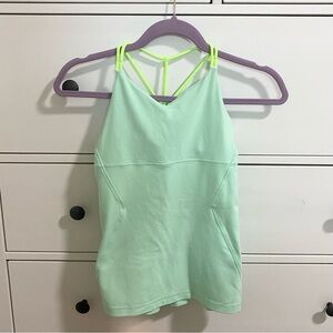 IVIVVA Tank Top | Girls 12